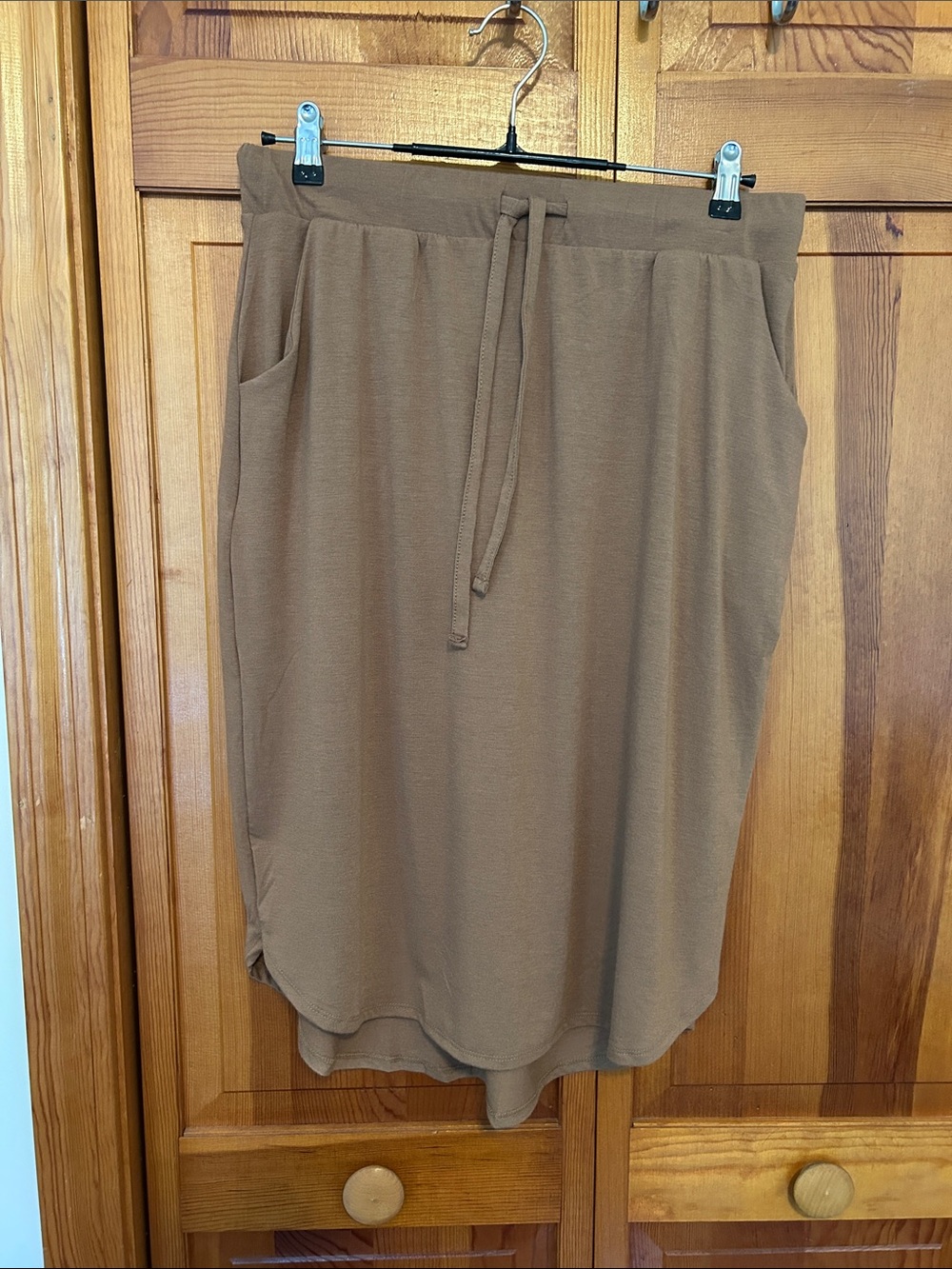 Zenana Brown High-Low Drawstring Midi Skirt 1X New Tulip Hem